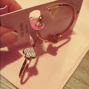 ♠️ NEW! ROSE GOLD KATE SPADE MINI HOOP EARRINGS ♠️